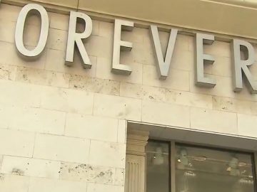 ICYMI: Forever 21 apologizes for sending Atkins diet bars in plus-size orders