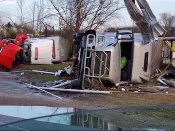 Breaking News: 22 killed in Tennessee tornadoes